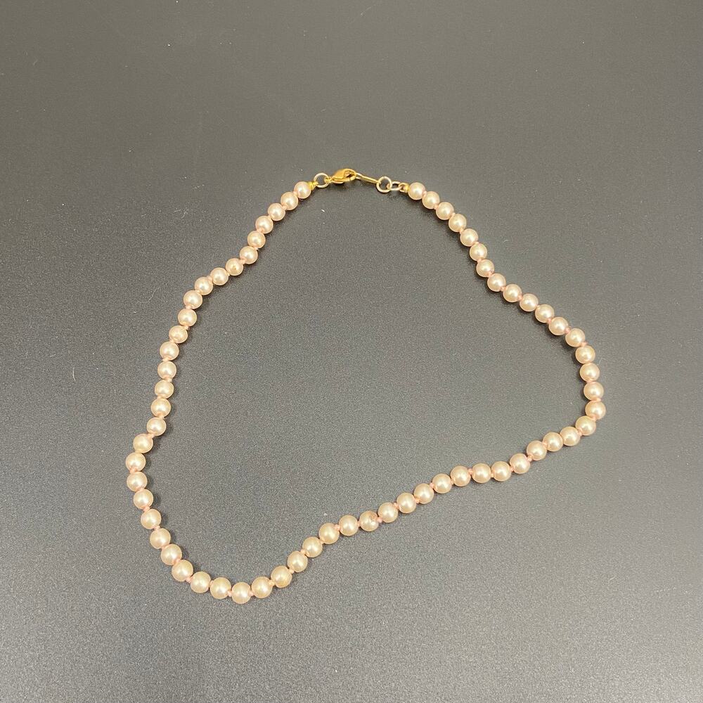 White Faux Pearl Necklace - Picture 3 of 7